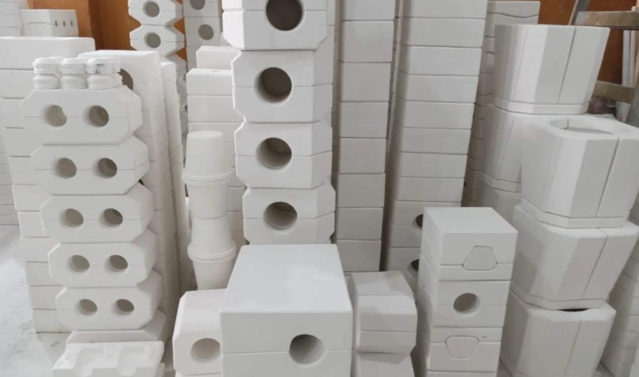 Moldes de yeso para crear piezas únicas con técnica de colado